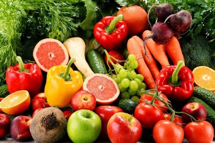 Kilo kaybı için günlük diyetiniz çoğu sebze ve meyveyi içerebilir